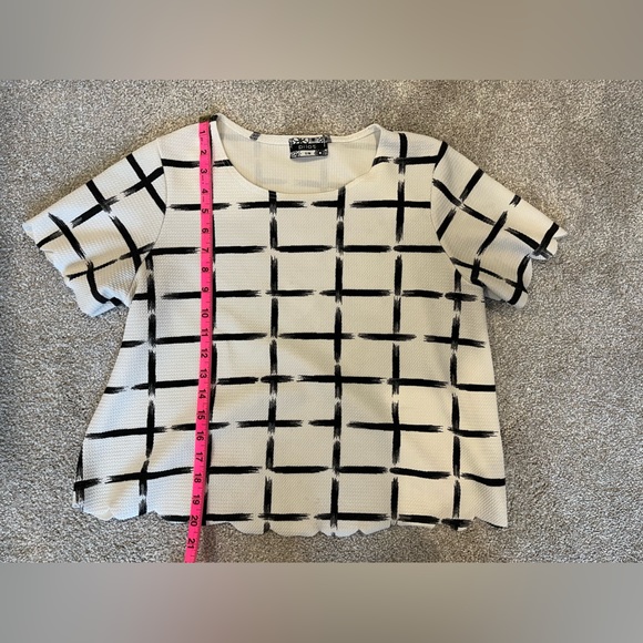 scallop detailed crop T shirt - Picture 2 of 2